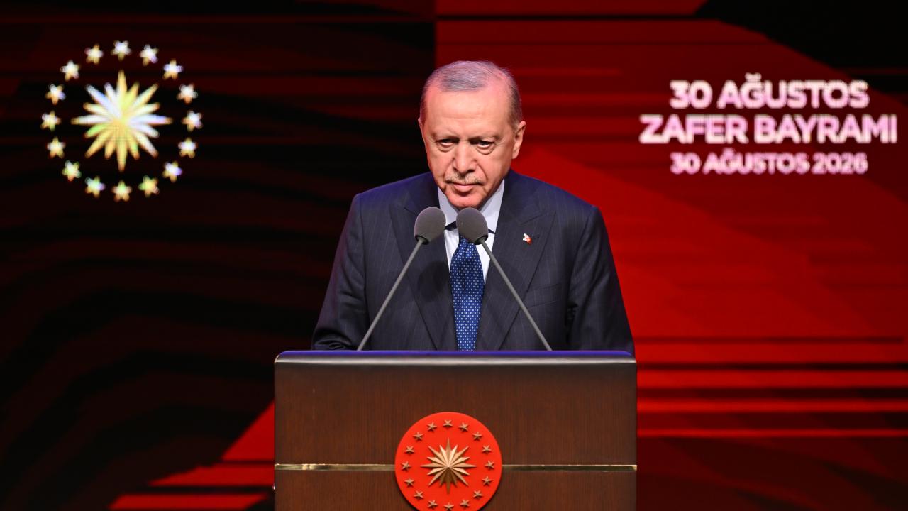 Cumhurbaşkanı Erdoğan: Bizi tanımak isteyenler Malazgirt'e, Çanakkale'ye baksın
