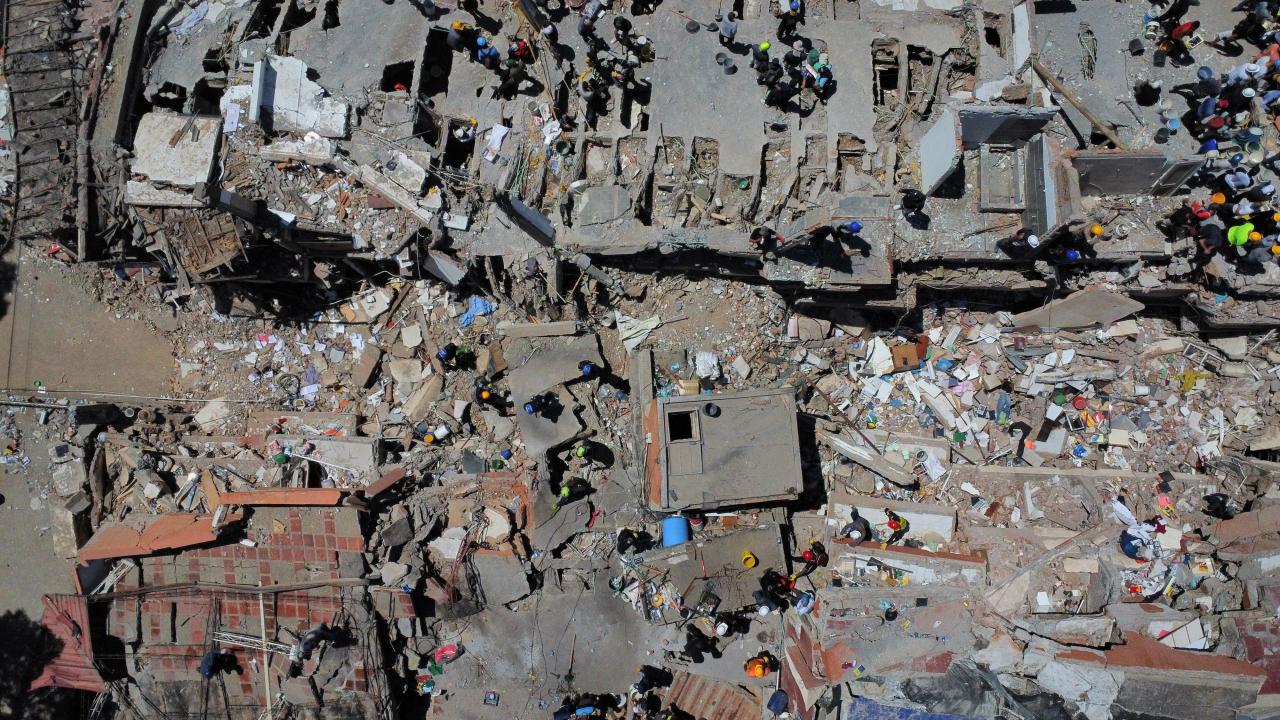 Kolombiya'da 7,4 büyüklüğündeki depremde can kaybı 234'e yükseldi