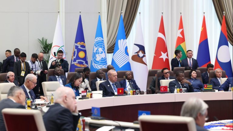 Cumhurbaşkanı Erdoğan: Dünyada huzur ve istikrar için çalışmaya devam ediyoruz