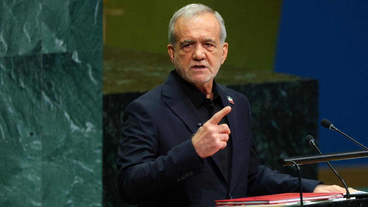 Pezeşkiyan BM'de diplomasiye hazırız ancak savaştan korkmuyoruz mesajı verdi
