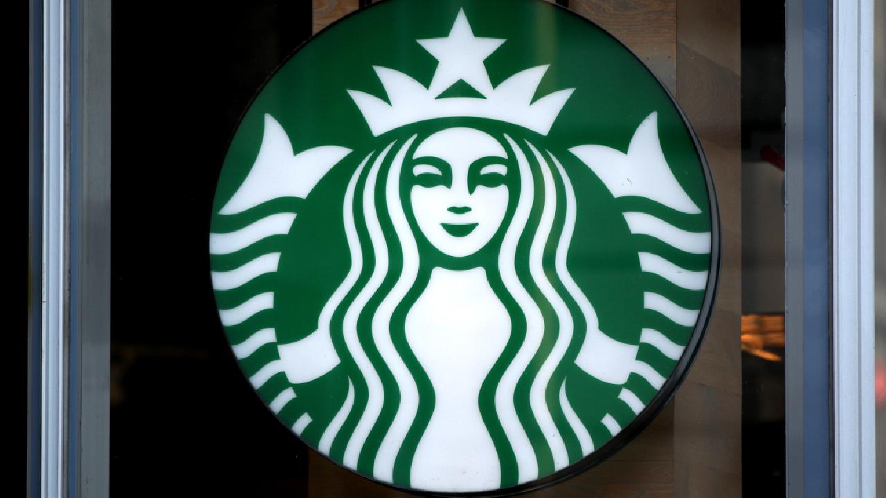Starbucks, Kuzey Amerika'da yaklaşık 250 kahve mağazasını kapatacak