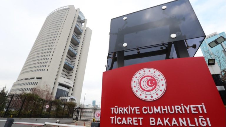 Ticaret Bakanlığı ağustosta 535 firmaya dahilde işleme izin belgesi verdi