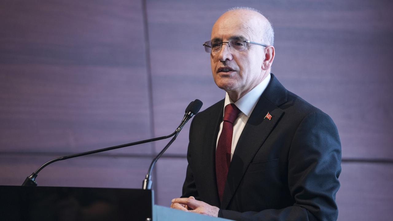 Bakan Şimşek: Çeşitlendirilmiş tedarik kaynaklarımız ve güçlü altyapımız enerji arz güvenliğimizi destekliyor