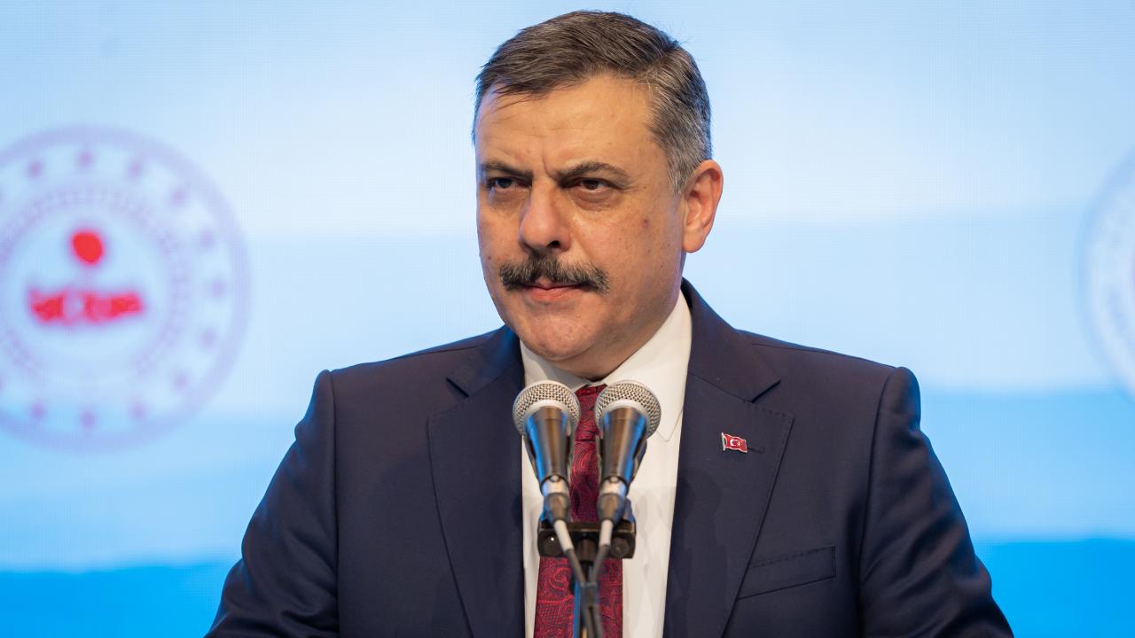 Bakan Çiftçi, Türkiye Muharip Gaziler Derneğini ziyaret etti